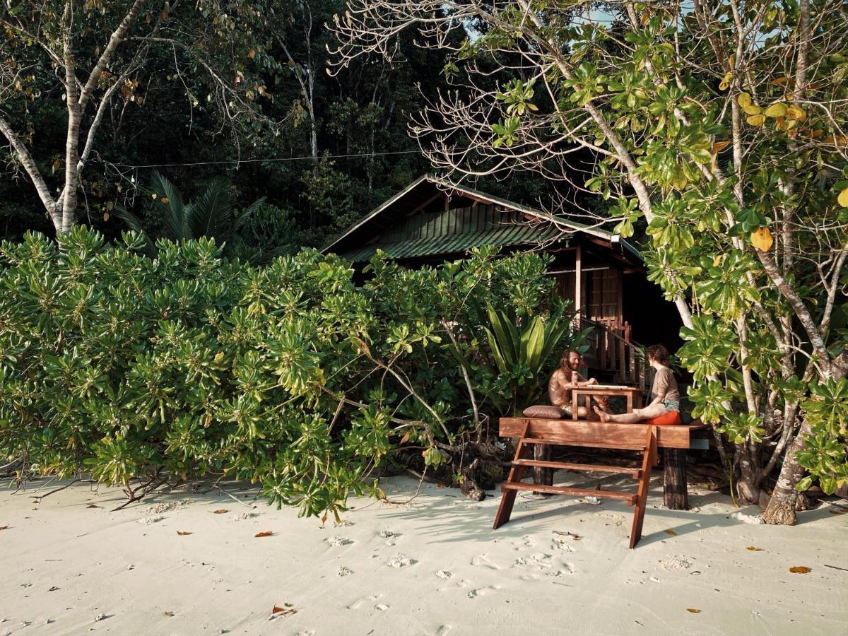 Raja Ampat Eco Lodge Tapokreng Exterior photo